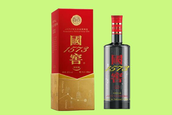 阜新清河门区回收国窖1573.jpg